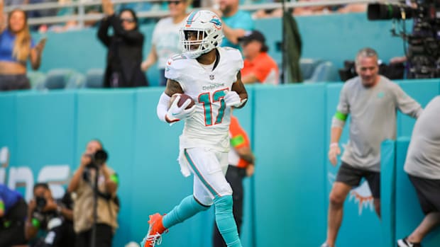 Miami Dolphins wide receiver Jaylen Waddle